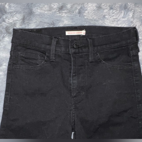 Levi’s 720 High Rise Super Skinny Jean sz 28 - Picture 2 of 4